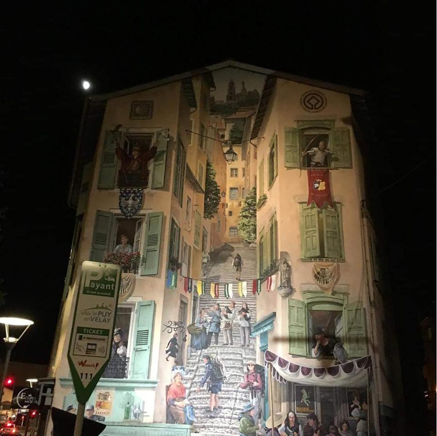Maison Au Loup - Superbe Ancien Hotel Particulier Du Xvie Siecle Au Coeur De La Vieille Ville Du Puy Le Puy-en-Velay Zewnętrze zdjęcie