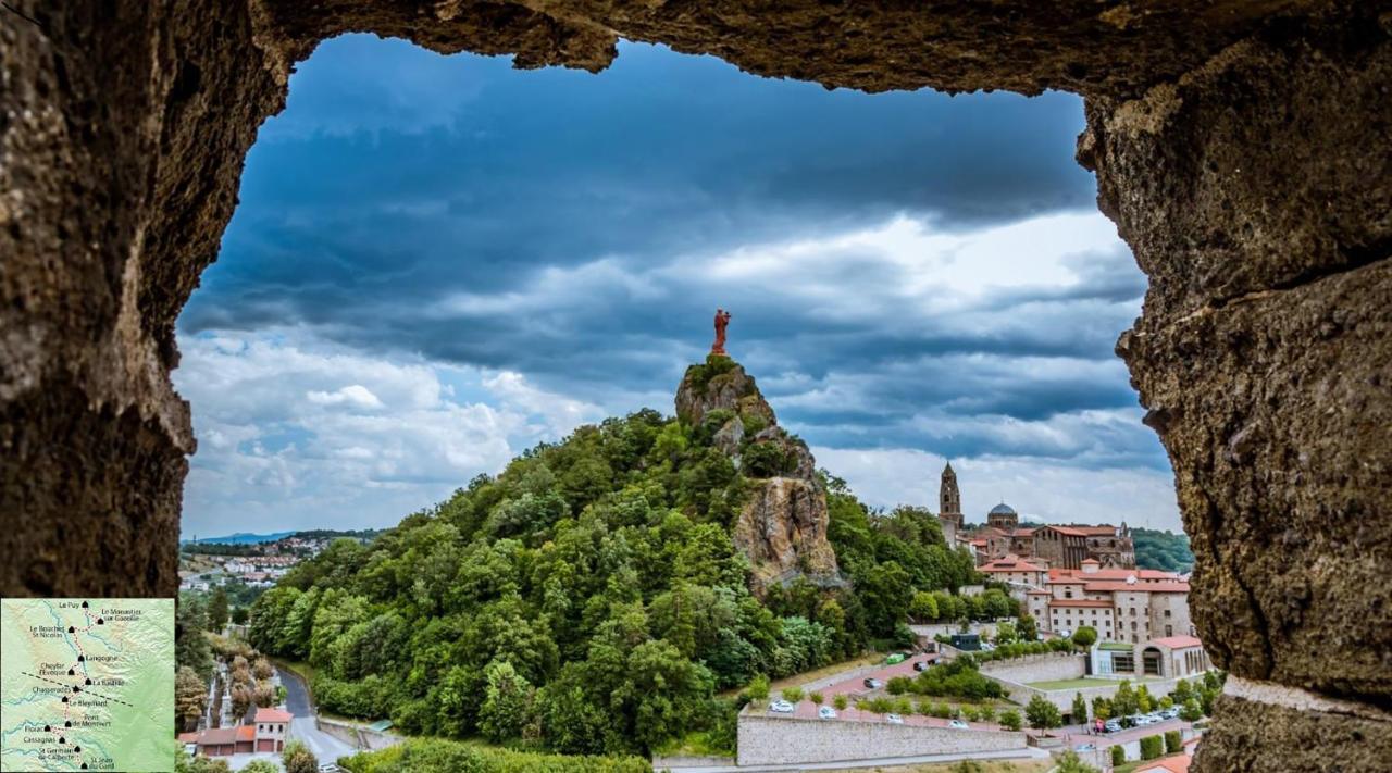 Maison Au Loup - Superbe Ancien Hotel Particulier Du Xvie Siecle Au Coeur De La Vieille Ville Du Puy Le Puy-en-Velay Zewnętrze zdjęcie