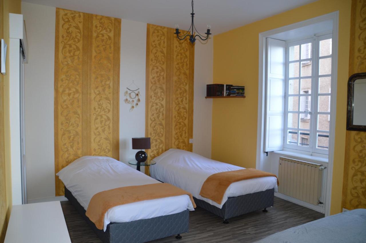 Maison Au Loup - Superbe Ancien Hotel Particulier Du Xvie Siecle Au Coeur De La Vieille Ville Du Puy Le Puy-en-Velay Zewnętrze zdjęcie